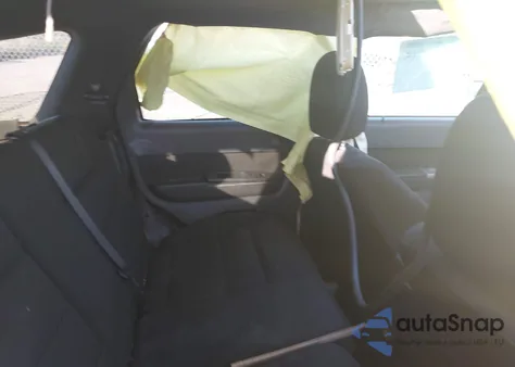 2009 Ford Escape Xlt из США, поврежденный, VIN 1FMCU93759KB78921